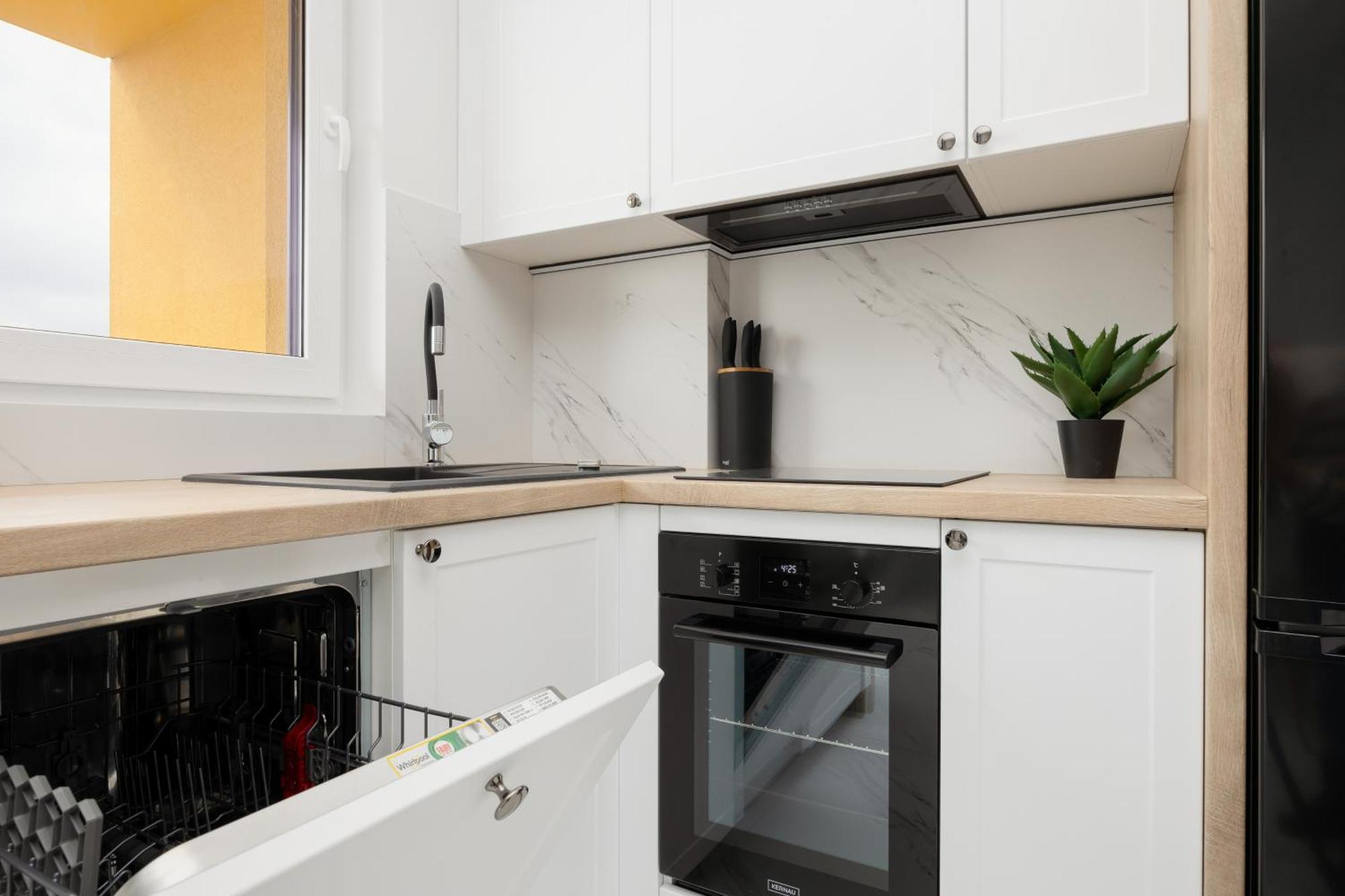 Stylish Apartments With Parking By Noclegi Renters Varšava Exteriér fotografie