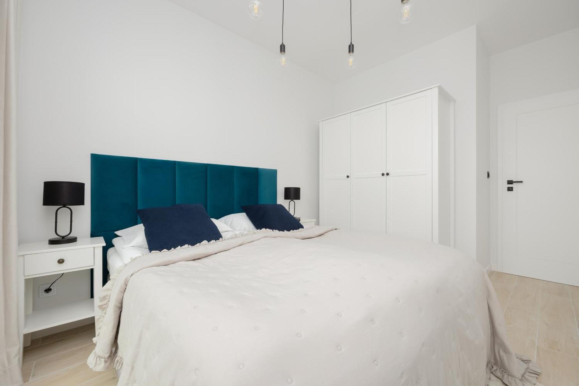 Stylish Apartments With Parking By Noclegi Renters Varšava Exteriér fotografie